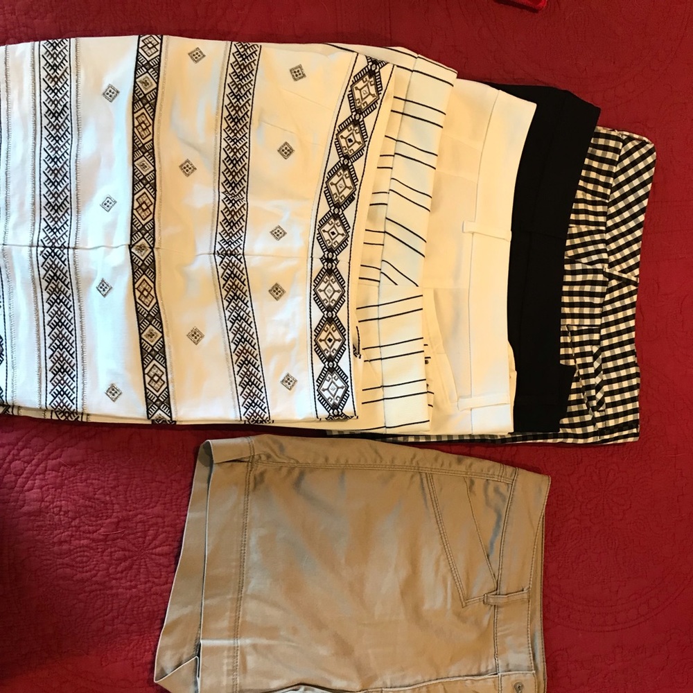 WHBM 5” shorts